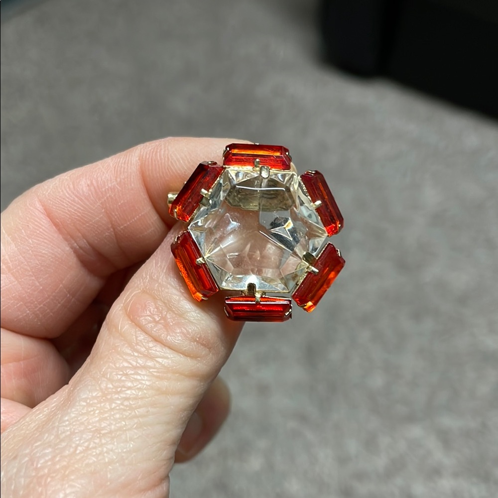 Vintage Gold and Red flower Gemstone brooch